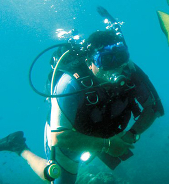 Scuba diving instructor a rowdy sheeter